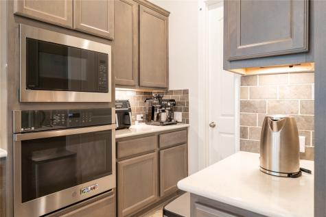 96 Madrone Terrace Place Tomball TX 77375