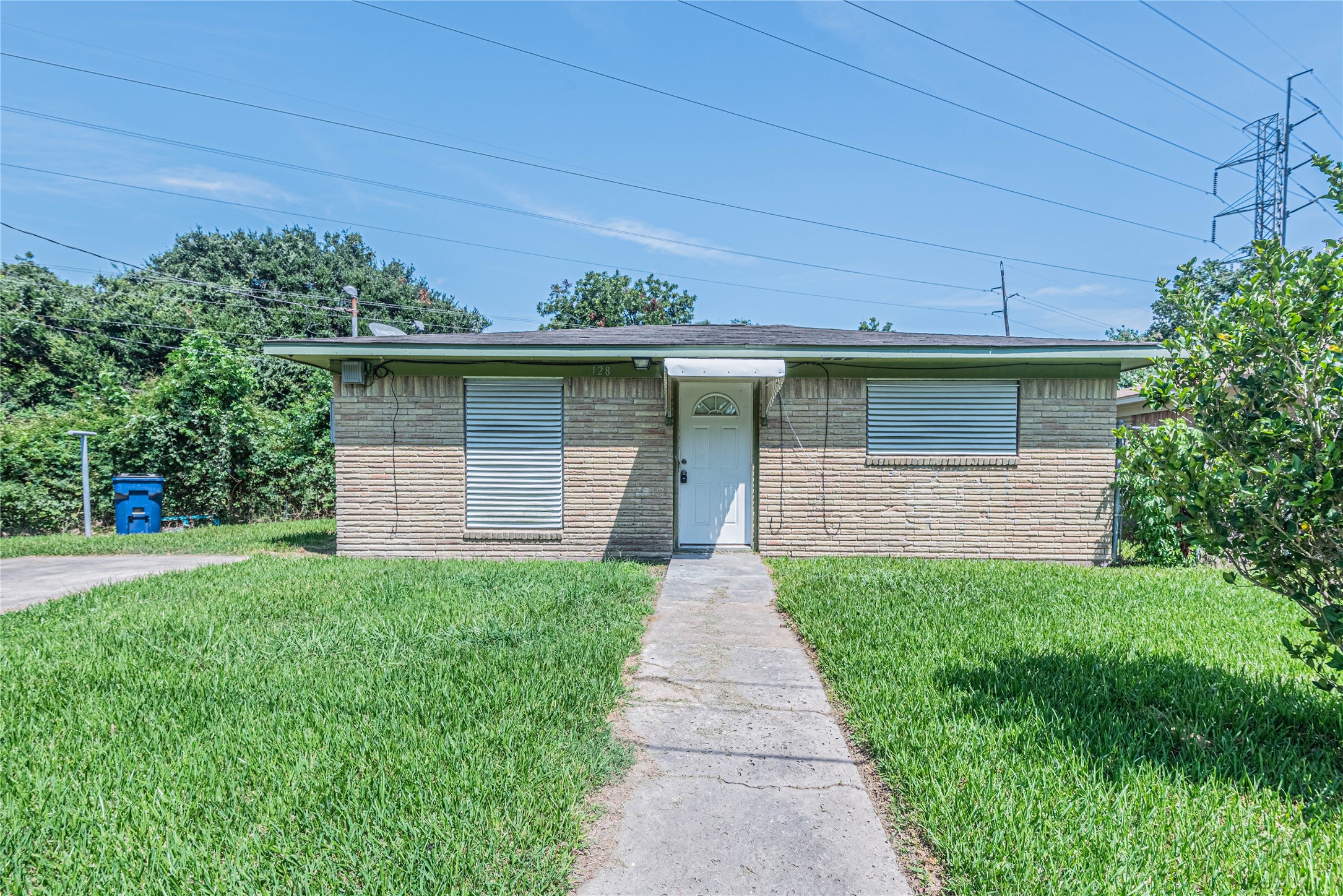 128 N Washington Street Texas City TX 77591