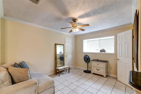 518 Westshire Drive Houston TX 77013