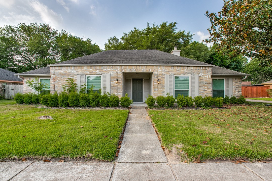 19823 Hoppers Creek Drive Katy TX 77449