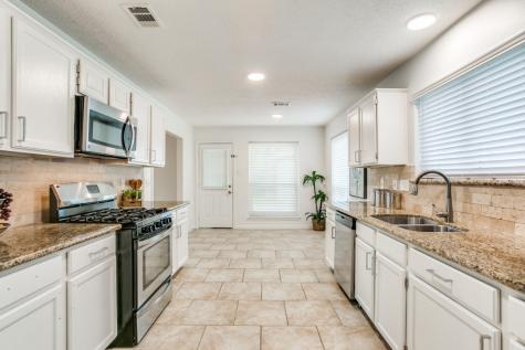 19823 Hoppers Creek Drive Katy TX 77449