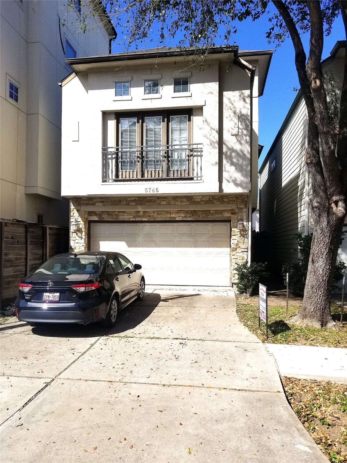 5746 Kiam Street Houston TX 77007