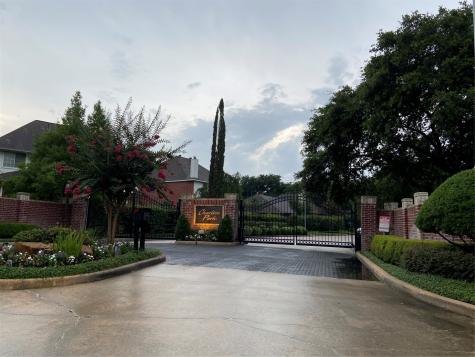 1206 Charlton Park Drive Houston TX 77077