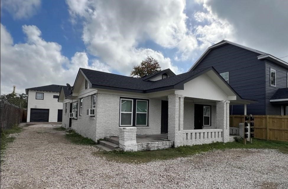 11 Norwood Street 4 Houston TX 77011