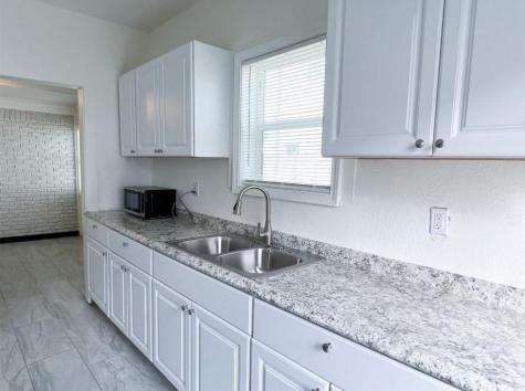11 Norwood Street 4 Houston TX 77011