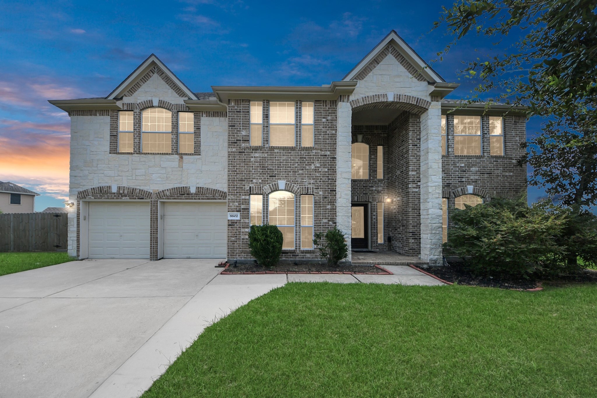 8602 Briar Oaks Lane Baytown TX 77523