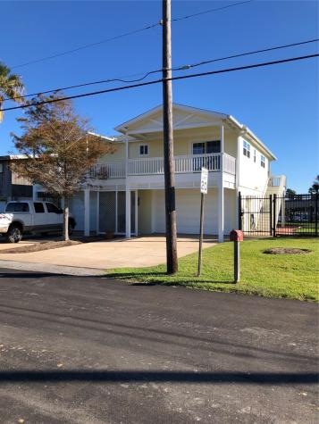 922 91st Street Galveston TX 77554