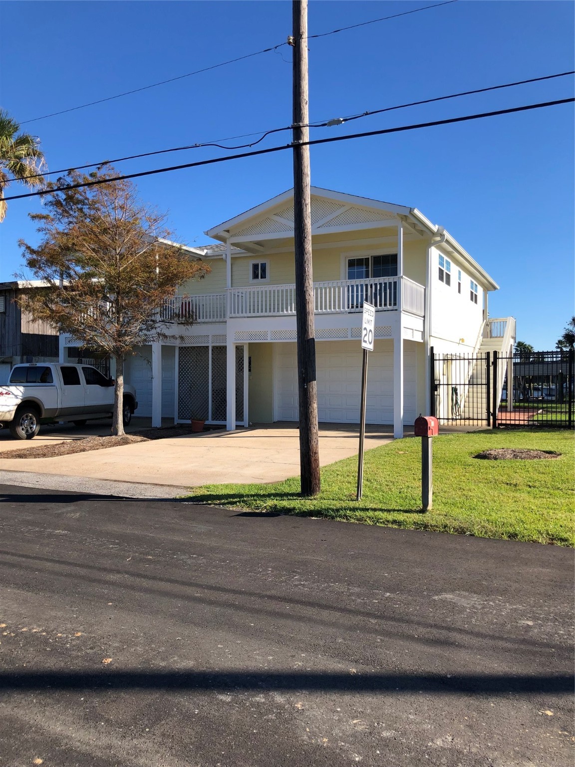 922 91st Street Galveston TX 77554