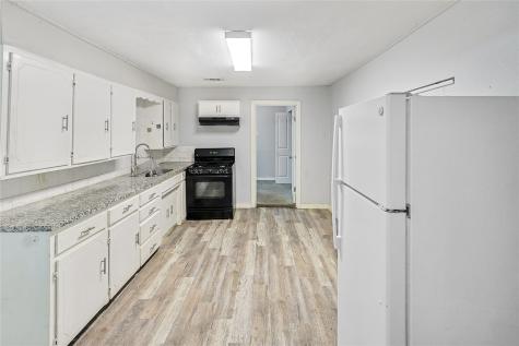2802 2nd Avenue N Texas City TX 77590
