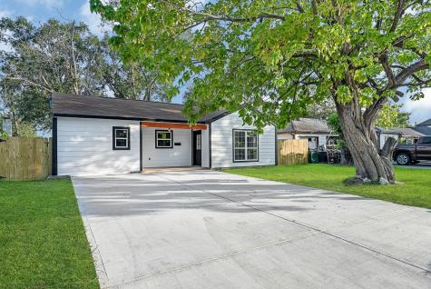 306 Ogilvie Street Houston TX 77017