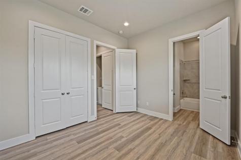 9016 Lonestar Creekbend Lane Houston TX 77080