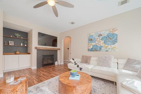 2931 Five Oaks Drive Missouri City TX 77459
