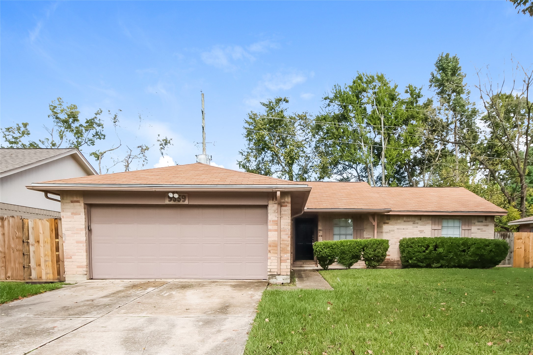 9559 Sutter Park Lane Houston TX 77086