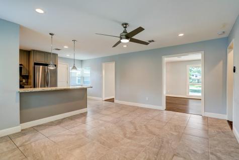 4655 Richmond Avenue Houston TX 77027