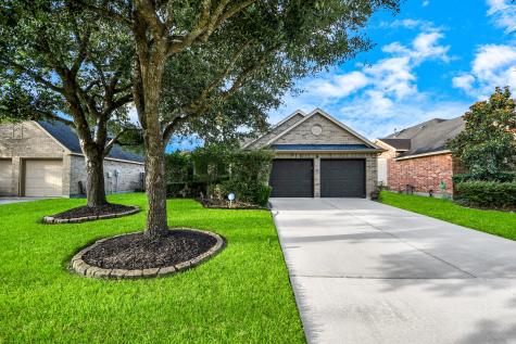 13018 Idle Water Lane Houston TX 77044
