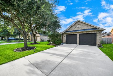 13018 Idle Water Lane Houston TX 77044