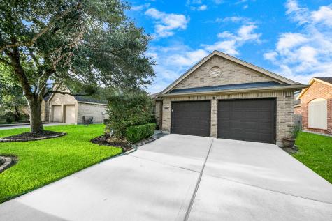 13018 Idle Water Lane Houston TX 77044