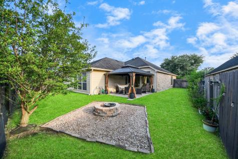 13018 Idle Water Lane Houston TX 77044