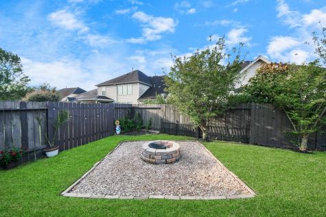 13018 Idle Water Lane Houston TX 77044