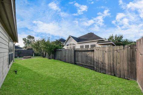 13018 Idle Water Lane Houston TX 77044