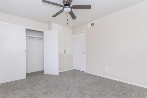 8271 Stone Street 7108 Houston TX 77061