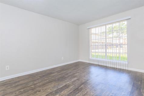 8271 Stone Street 7108 Houston TX 77061