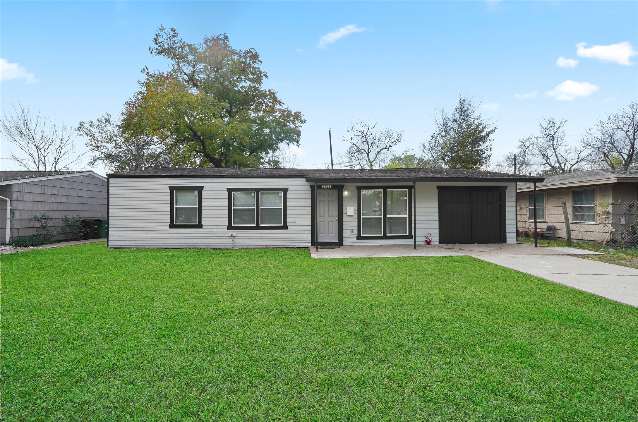 5738 Kenilwood Drive Houston TX 77033