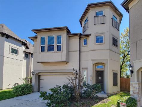 935 S Lacey Garden Loop Houston TX 77018