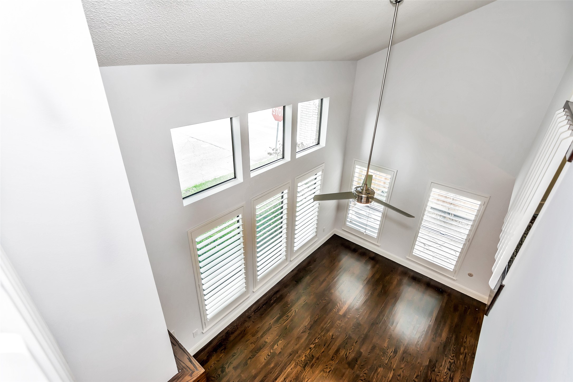 5615 Saint Paul Street Bellaire TX 77401