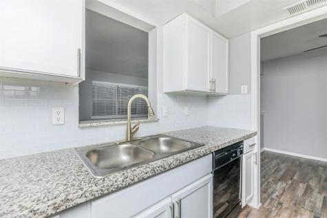 1212 Hampshire Lane 210-2 Richardson TX 75080