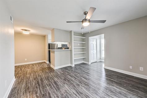1111 W Main Street 701 League City TX 77573