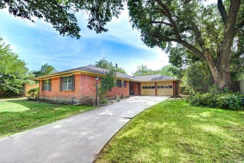 1803 Sea Queen Court Houston TX 77008