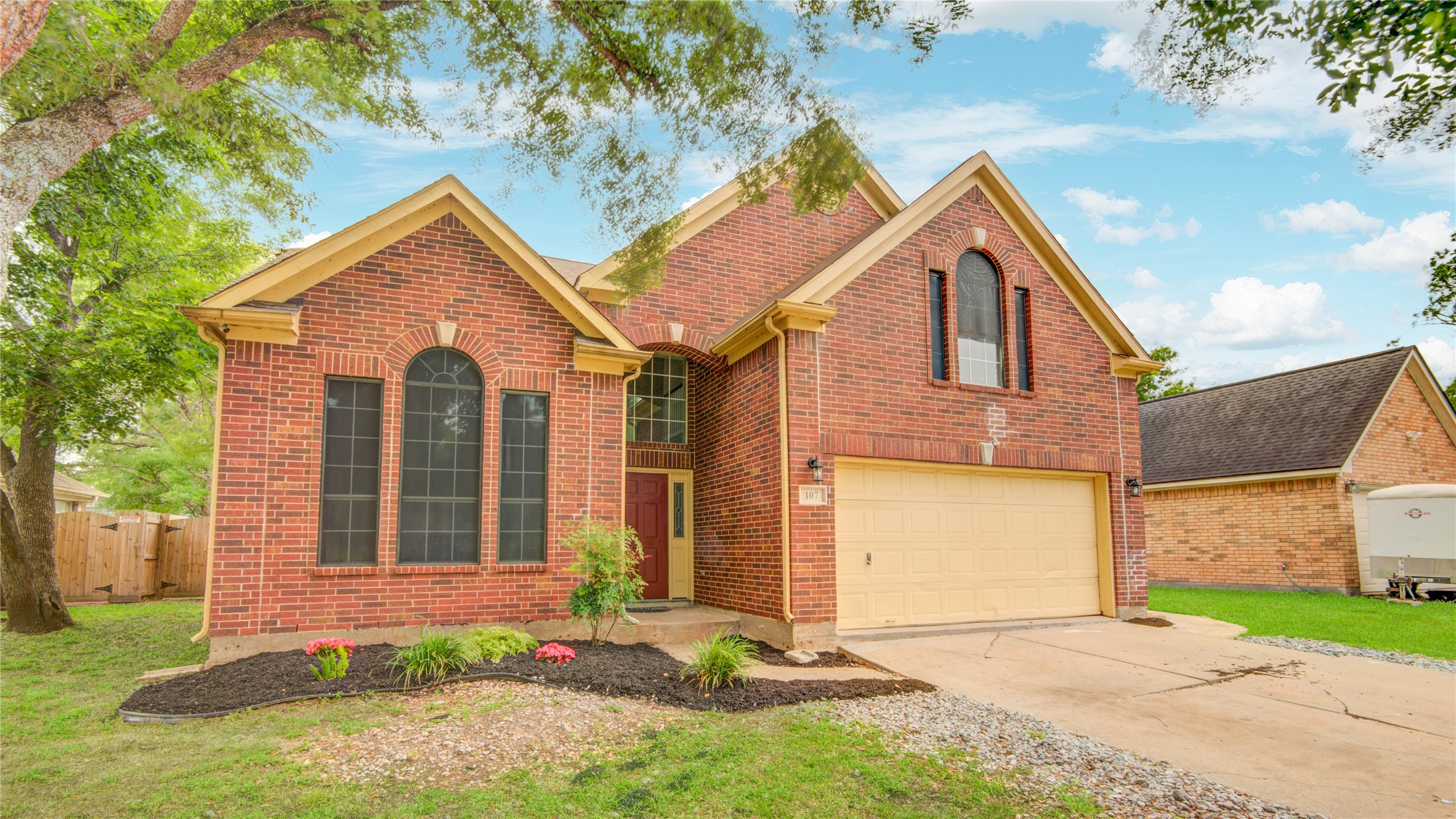 107 Mango Street Lake Jackson TX 77566
