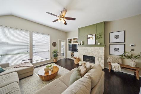 2526 Llano Springs Drive Katy TX 77494