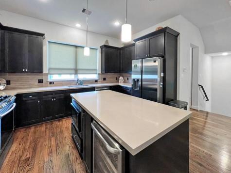 946 W 18th Street Houston TX 77008
