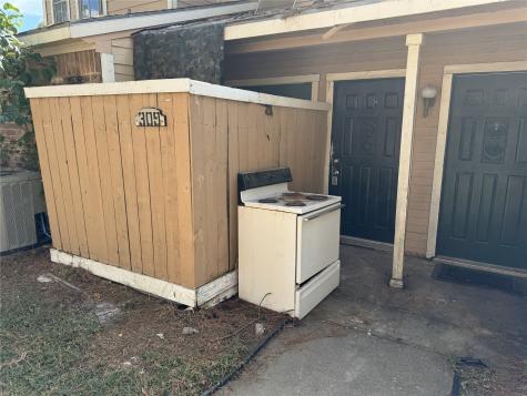 7402 Alabonson Road 309 Houston TX 77088