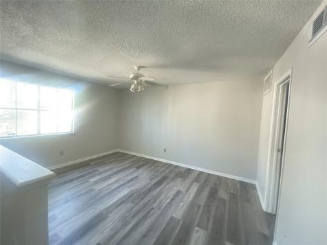 7402 Alabonson Road 309 Houston TX 77088