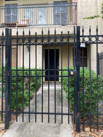 319 Sandman Street Houston TX 77007