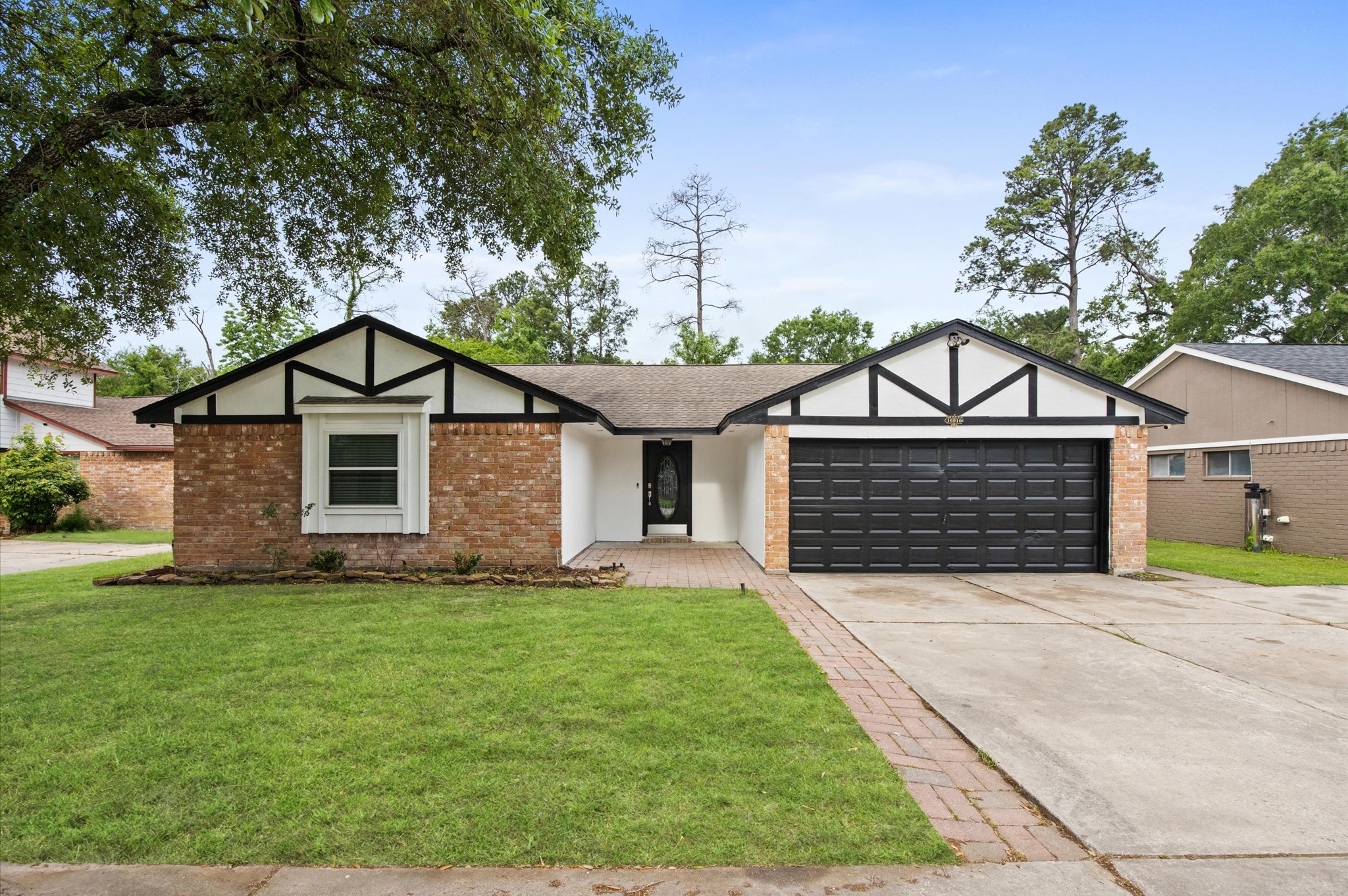 16910 Gleneagle Drive N Conroe TX 77385
