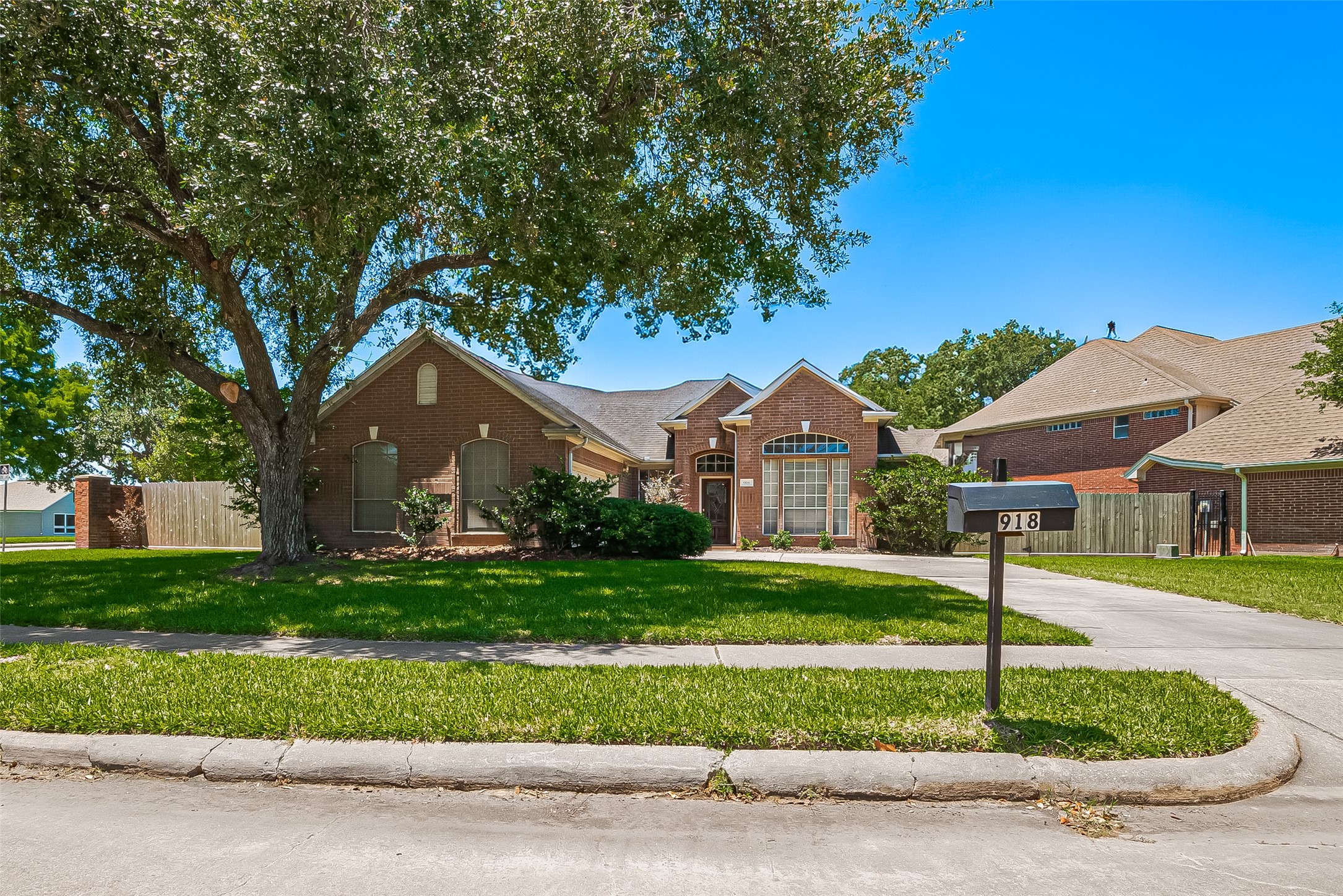 918 Sandpiper Drive Sugar Land TX 77478