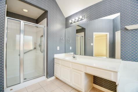 1816 Oak Lodge Drive Pearland TX 77581