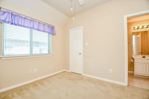 1816 Oak Lodge Drive Pearland TX 77581