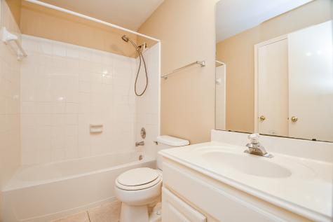 1816 Oak Lodge Drive Pearland TX 77581
