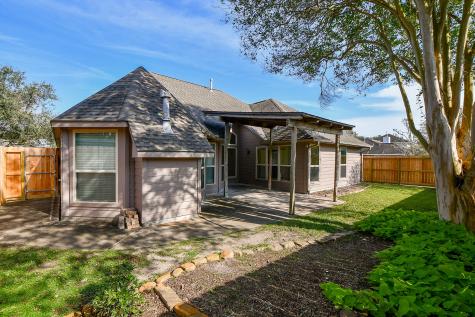 1816 Oak Lodge Drive Pearland TX 77581