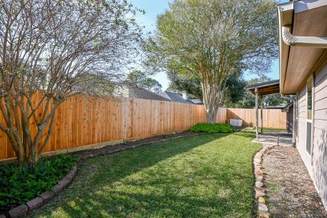 1816 Oak Lodge Drive Pearland TX 77581