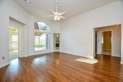 1816 Oak Lodge Drive Pearland TX 77581