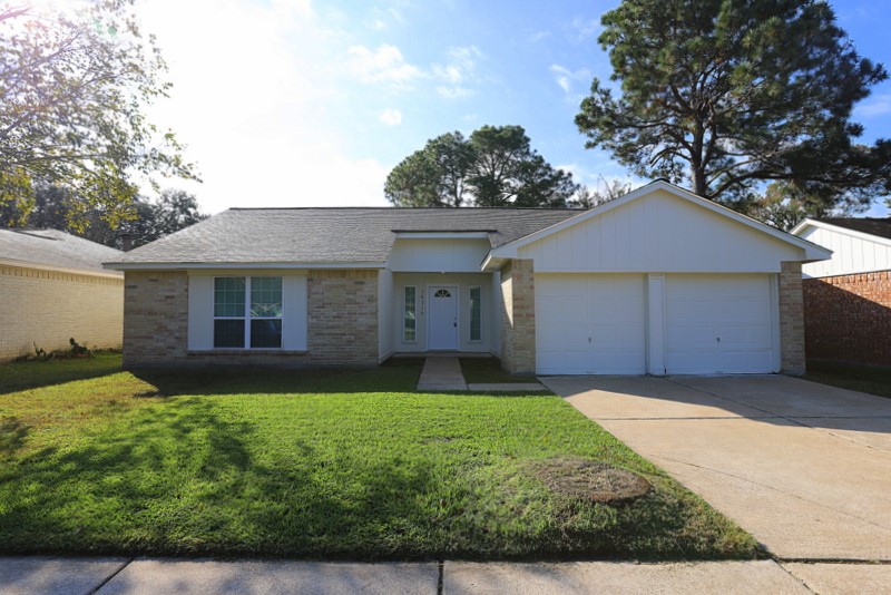 16715 Dew Drop Lane Houston TX 77095