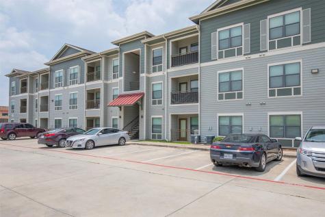 2930 Plum Creek Lane 102 Houston TX 77087