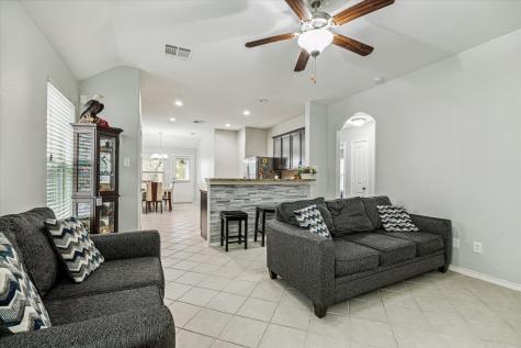 1711 Thornhollow Drive Houston TX 77014
