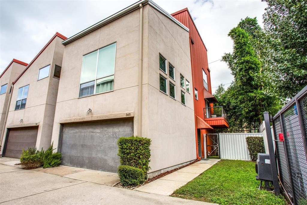 365 Sydnor Street Houston TX 77020